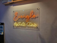 Everglo Aesthetic Clinic ECR