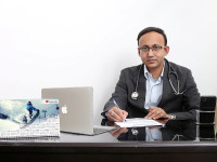 Experienced General Physician in South Delhi: Dr. Sanchayan Roy