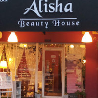 Alisha Beauty House