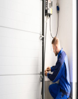 Reliable Garage Door Repair Services in Bakersfield | Fast & 24/7 Support